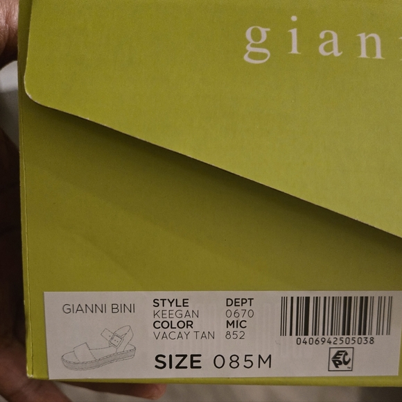 Gianni Bini Vacay Tan Sandals - Picture 3 of 3